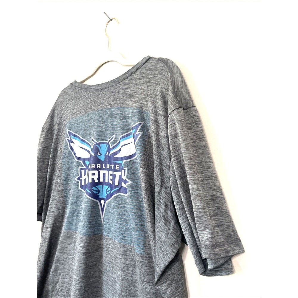 Charlotte Hornets Vintage 90s NBA Baseketball T-Shirt USA Made - LG